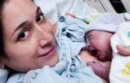 Importancia y repercusión del contacto precoz y lactancia materna