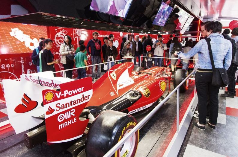El coche de Fernando Alonso, en Logroño