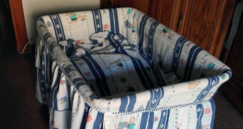Se regalan: capazo y sábanas de bebé en Logroño