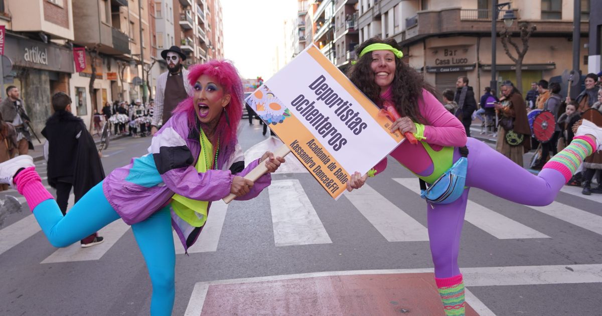 Instantes previos del Carnaval más multitudinario de la historia de Logroño