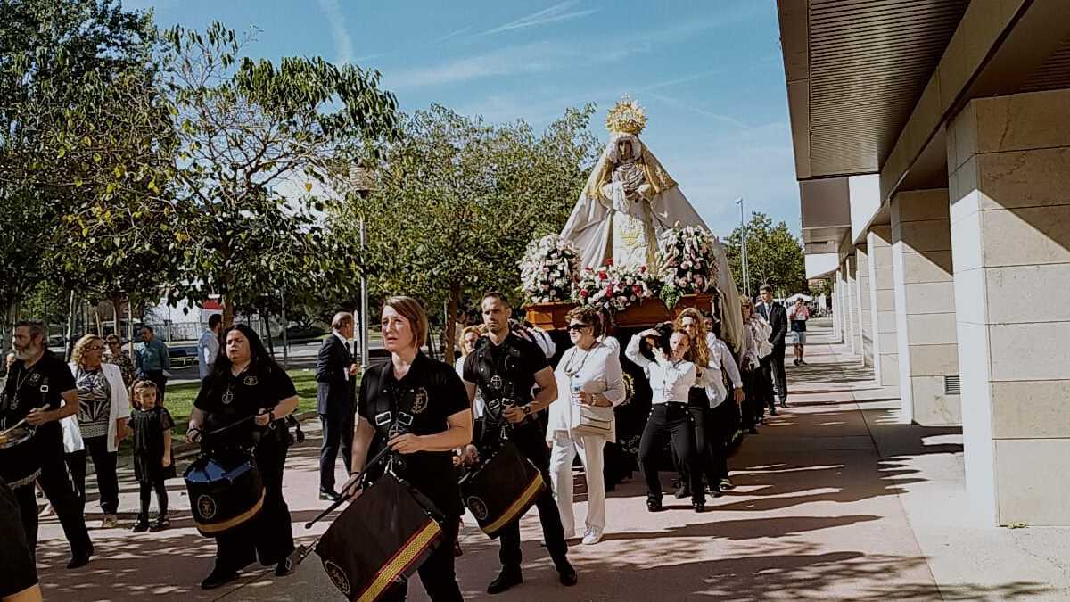 paso de la cruz mujeres maristas cascajos