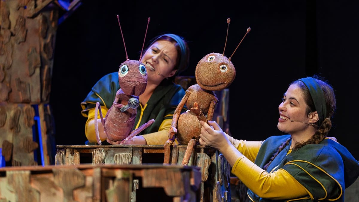 el viaje de Nuru Festuc Teatre portada