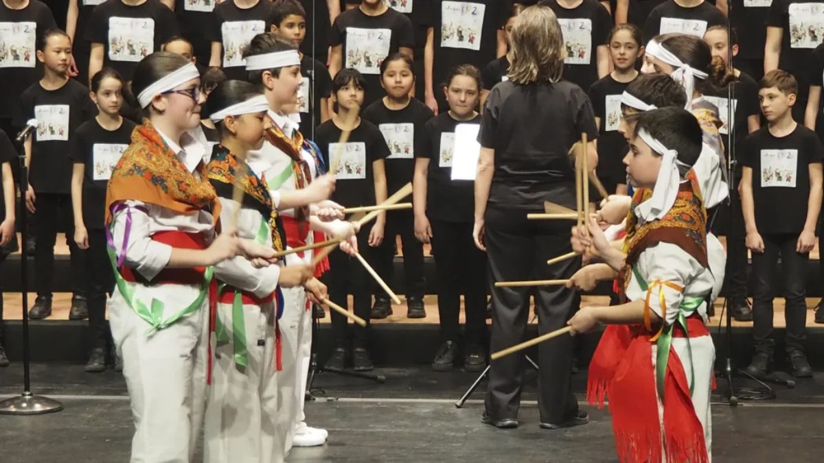 Escenario Vivo Chiquifolk Najera